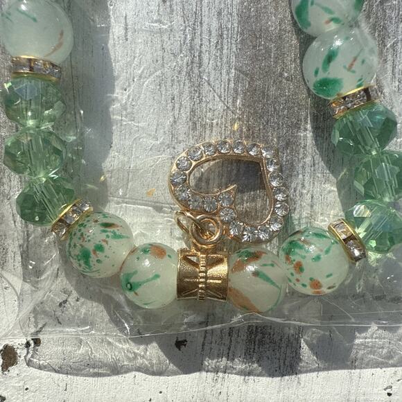 D’BELLO ACCESSORIES HEART BRACELET - Picture 2 of 6